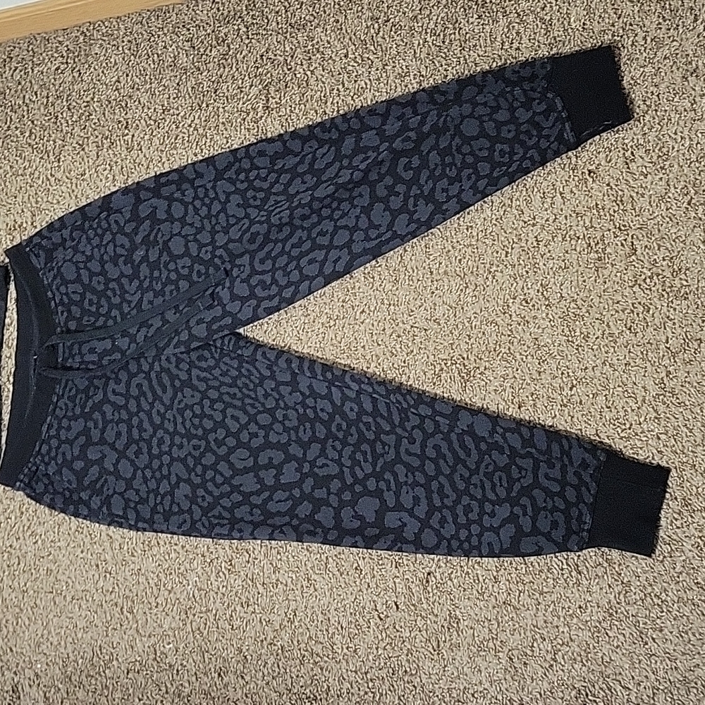 Set of Nike Women's Sz S - Picture 3 of 14